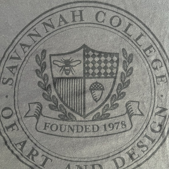 Savannah College of Art and Design T-Shirt - Picture 2 of 3